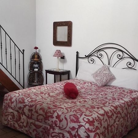 Agriturismo Maiocchi Villa Borgarello Ruang foto