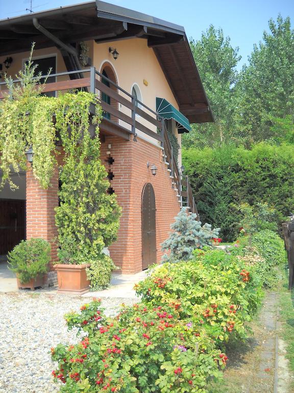 Agriturismo Maiocchi Villa Borgarello Bagian luar foto