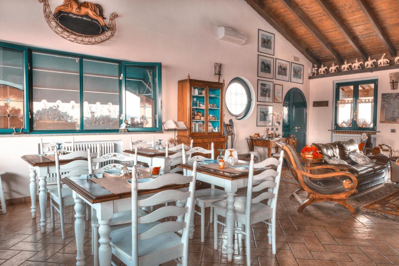 Agriturismo Maiocchi Villa Borgarello Bagian luar foto
